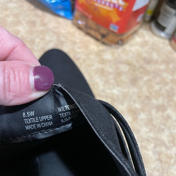 DAISY FUENTES WINSLET BOOTIES size 8.5 - Picture 8 of 8